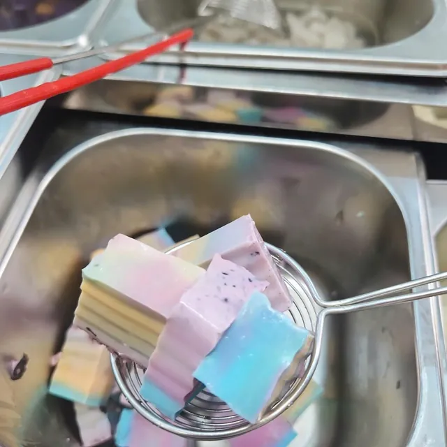 Khúc bạch bảy màu